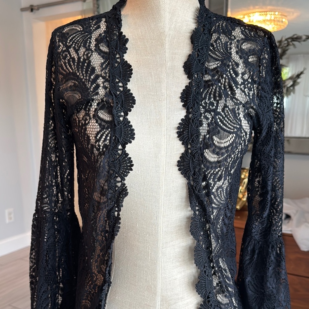 Elegant Black Lace Lingerie cover-up Size Small